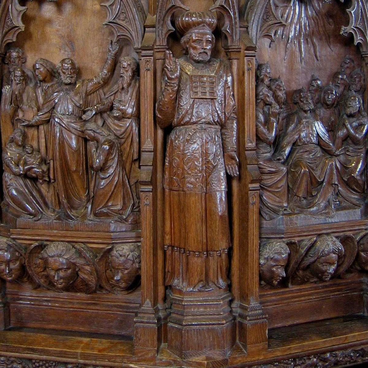 Pulpit at Ermington, Devon, carved by Pinwill Sisters 1889
