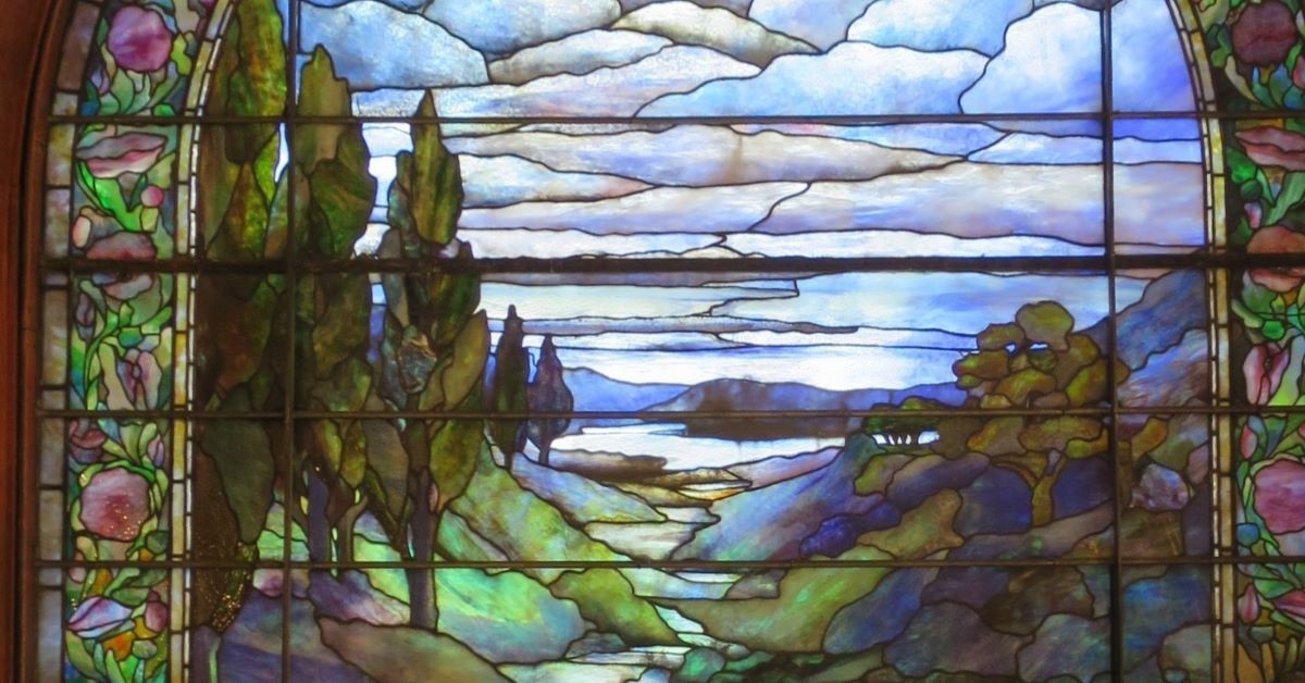 Illuminating the Artistry of Louis Comfort Tiffany: A New York City Odyssey